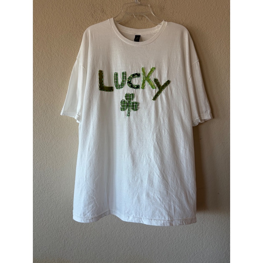 Handmade Lucky Shamrock Applique White T-Shirt XL St Patricks Day Gildan CVC